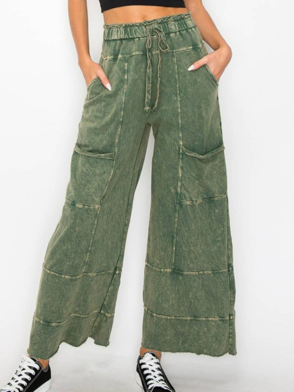 NWT: J.Her Mineral Wash Wide Leg Cropped Pants – Olive – Large